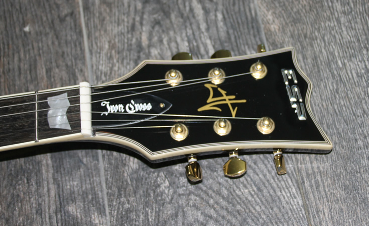 You are currently viewing Metallica’s James Hetfield’s Iron Cross